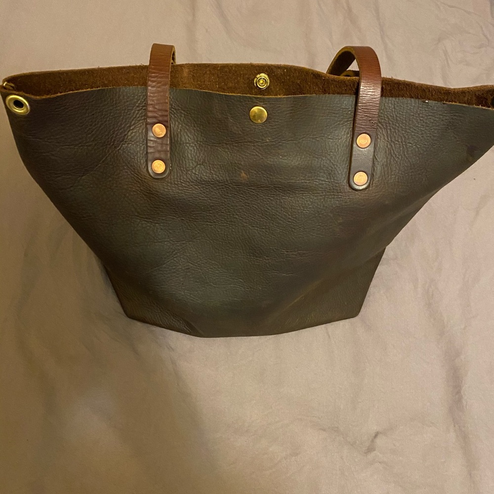 kmm&co brown kodiak tote